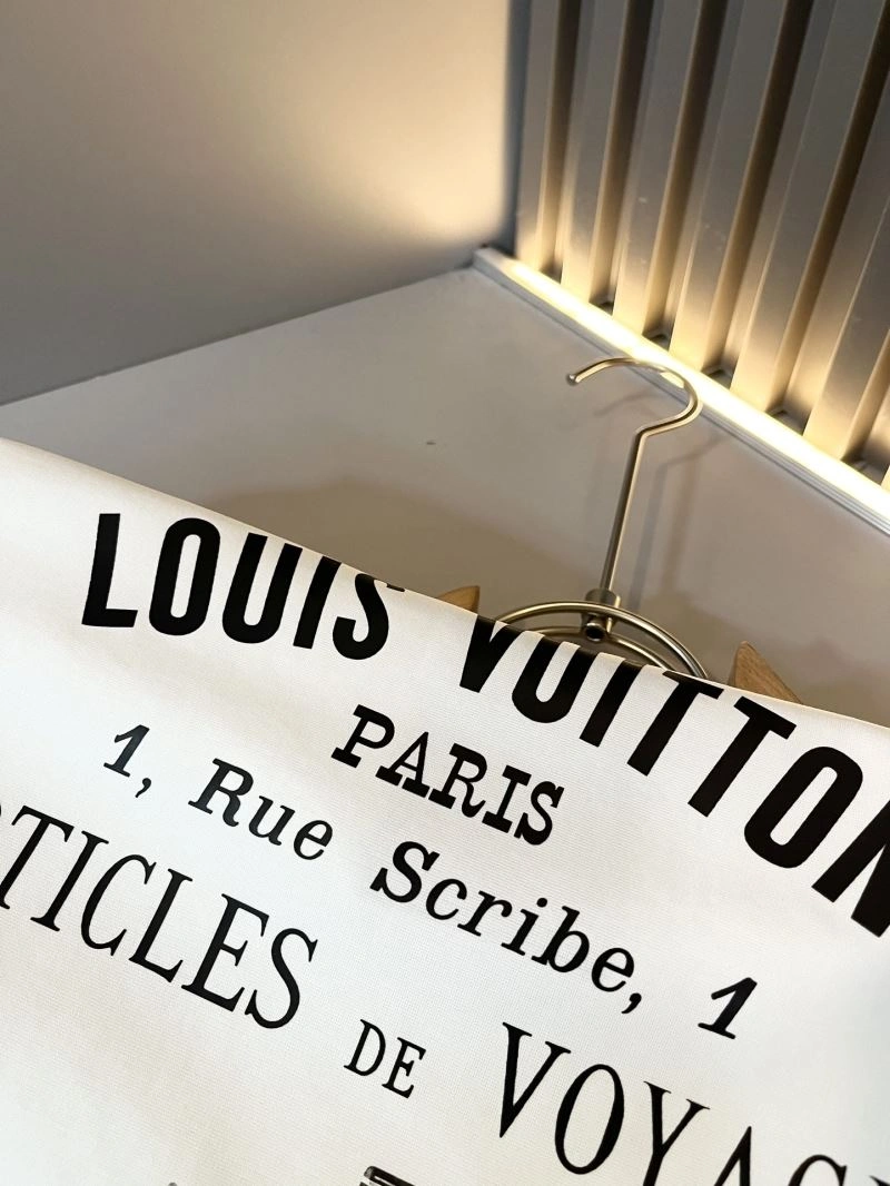 Louis Vuitton T-Shirts FastDry 135441