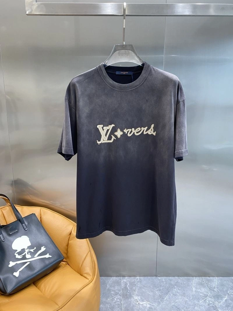 TravelReady Louis Vuitton T-Shirts 135444