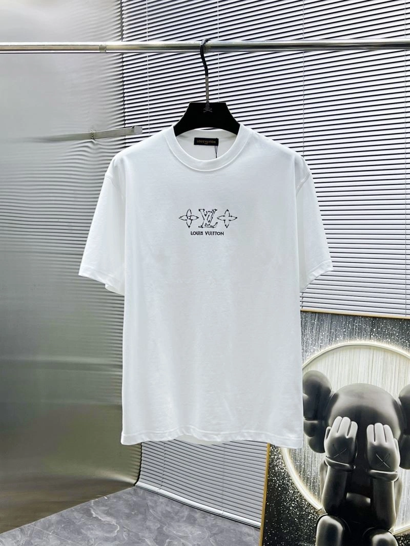 Classic Louis Vuitton T-Shirts 135462