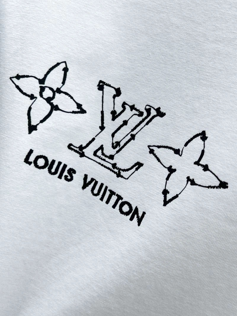 Classic Louis Vuitton T-Shirts 135462