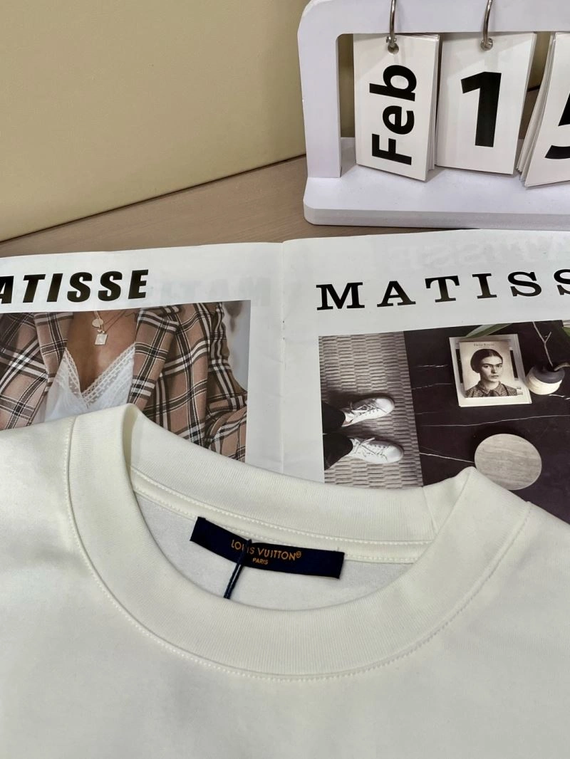 Louis Vuitton T-Shirts Contemporary 135465
