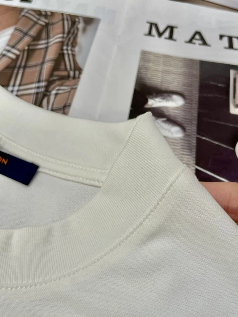 WaterResistant Louis Vuitton T-Shirts 135432