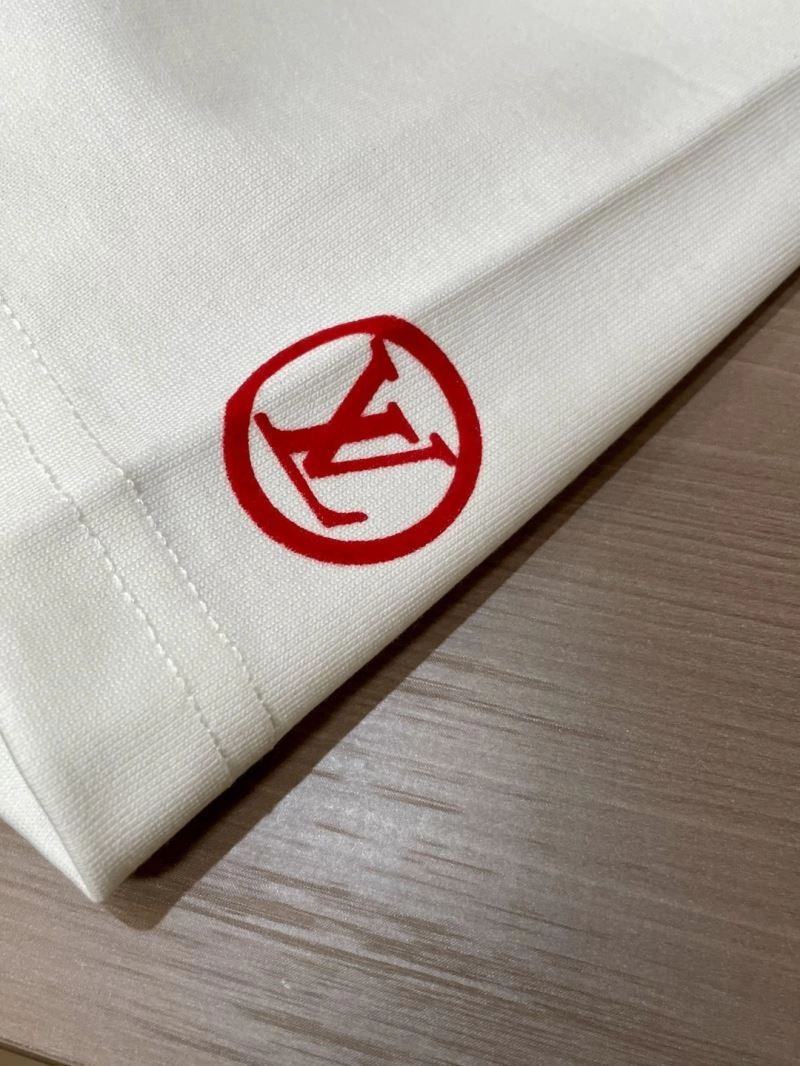 WaterResistant Louis Vuitton T-Shirts 135432