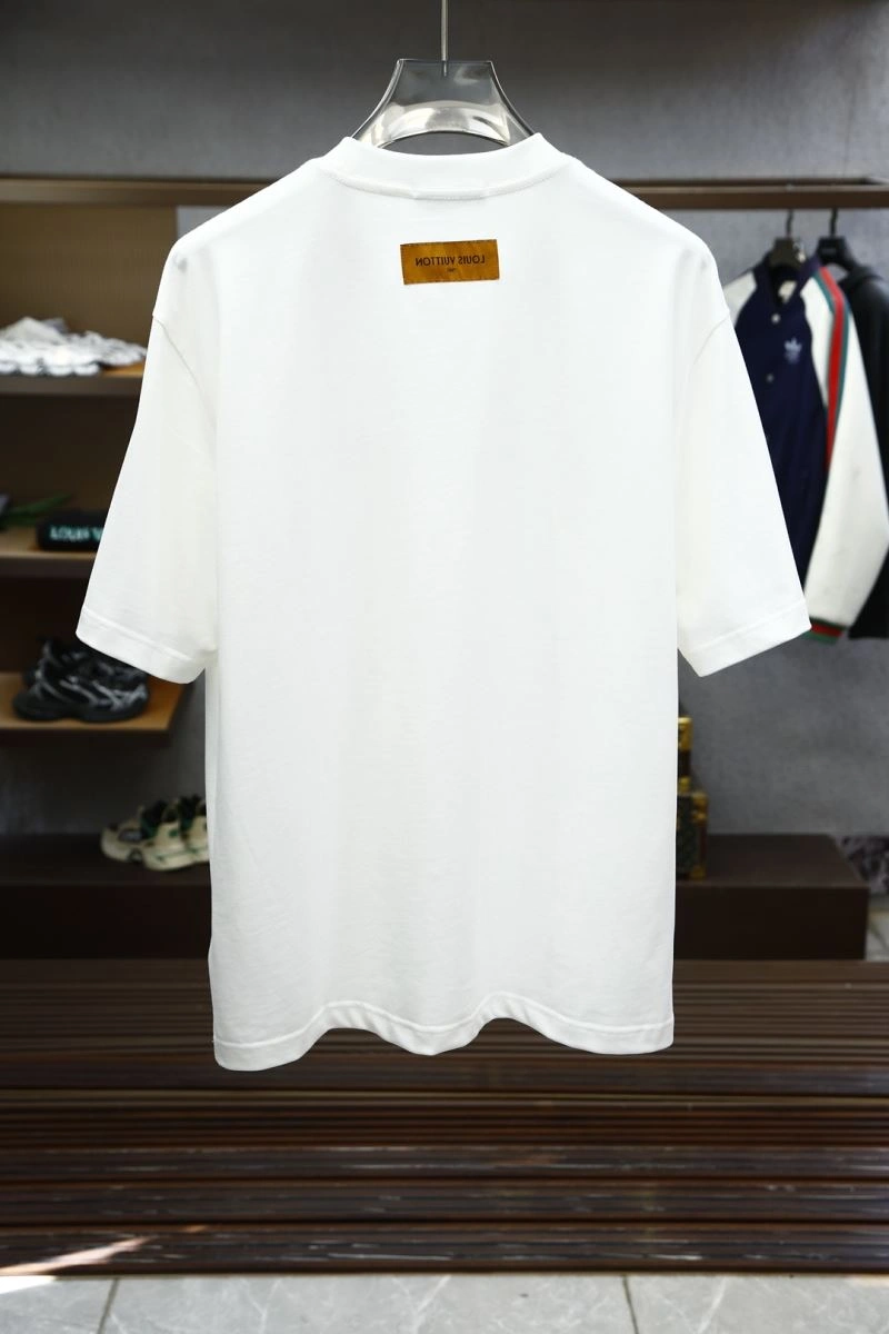 Classic Louis Vuitton T-Shirts 135448