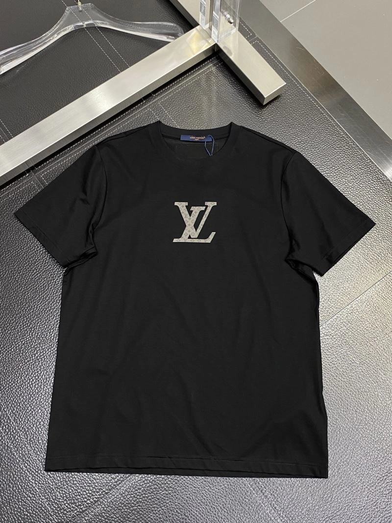 FashionForward Louis Vuitton T-Shirts 135436