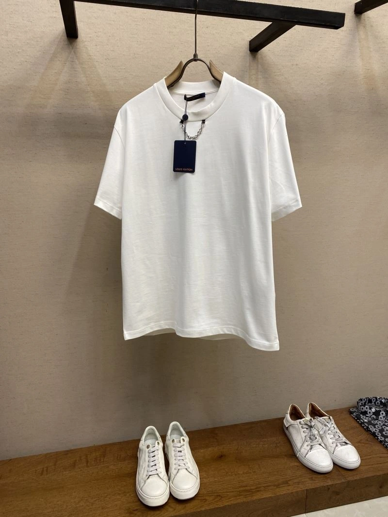 SmoothTexture Louis Vuitton T-Shirts 135431