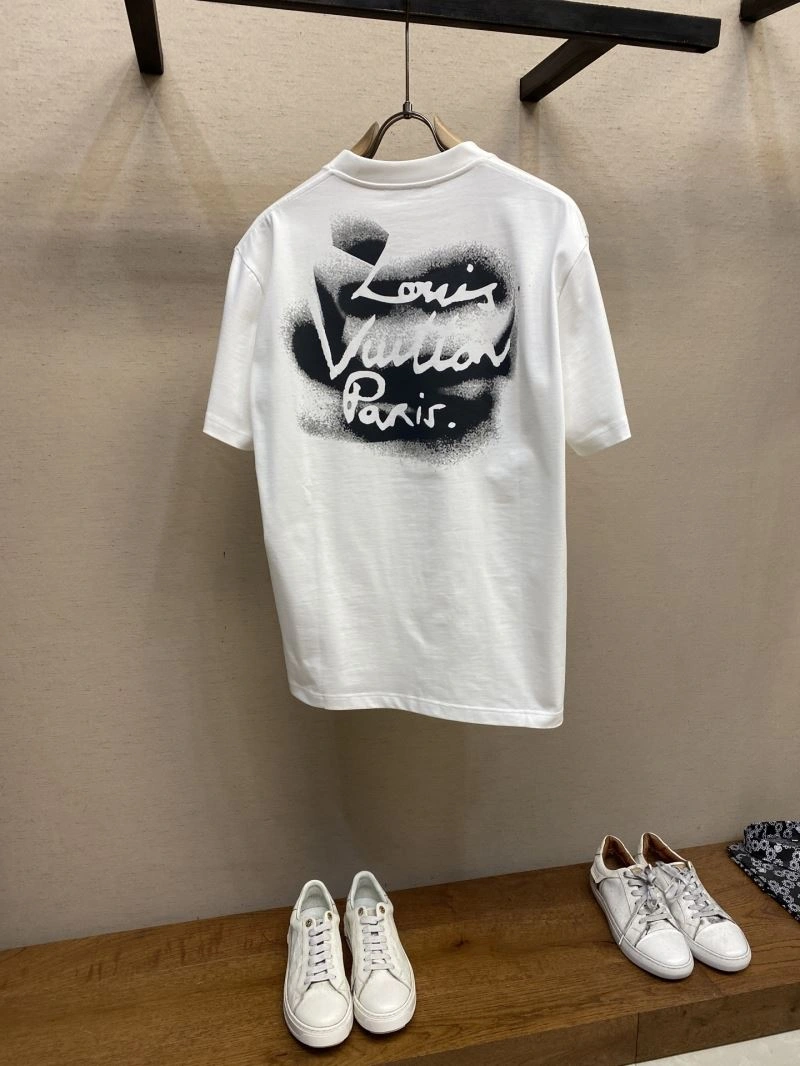SmoothTexture Louis Vuitton T-Shirts 135431