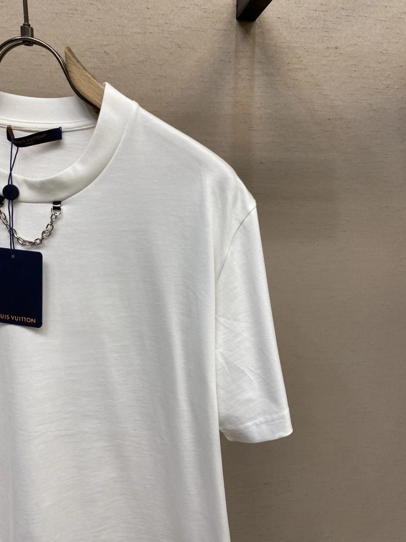 SmoothTexture Louis Vuitton T-Shirts 135431
