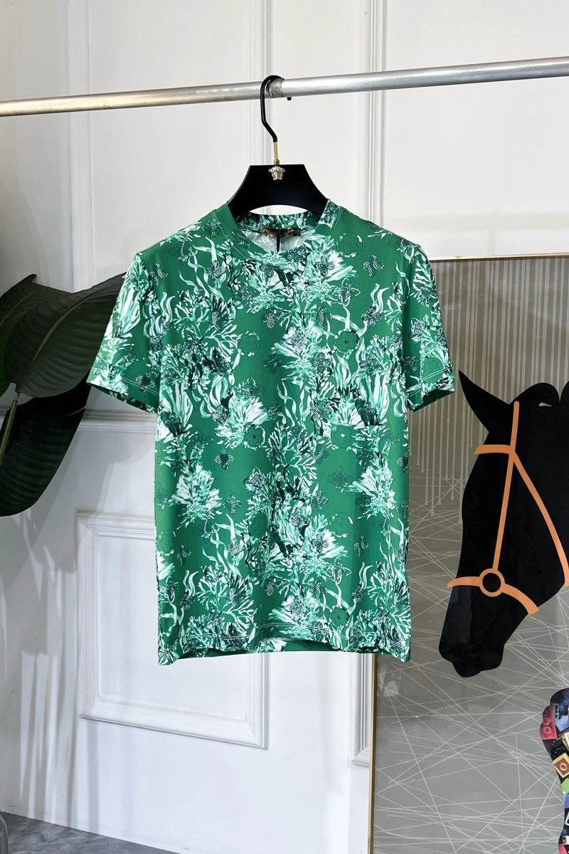 ModernLook Louis Vuitton T-Shirts 135467