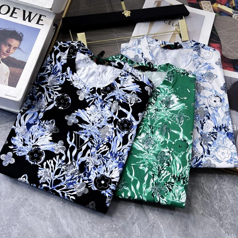 ModernLook Louis Vuitton T-Shirts 135467