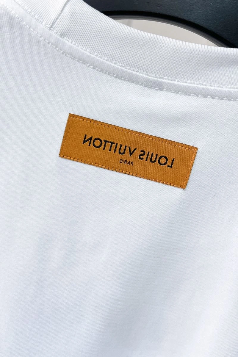 DailyWear Louis Vuitton T-Shirts 135428