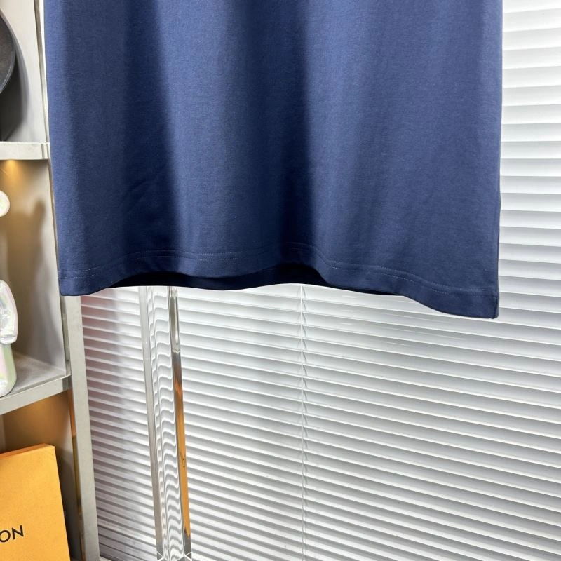 Louis Vuitton T-Shirts Premium 135408