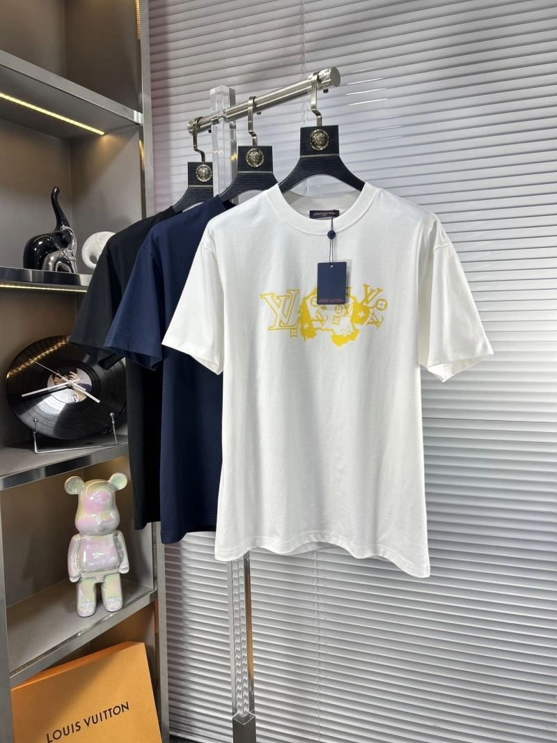 Louis Vuitton T-Shirts Premium 135408