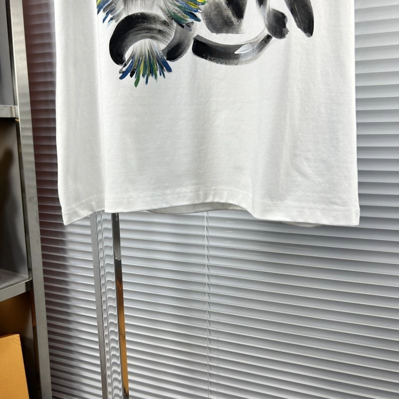 SportInspired Louis Vuitton T-Shirts 135417