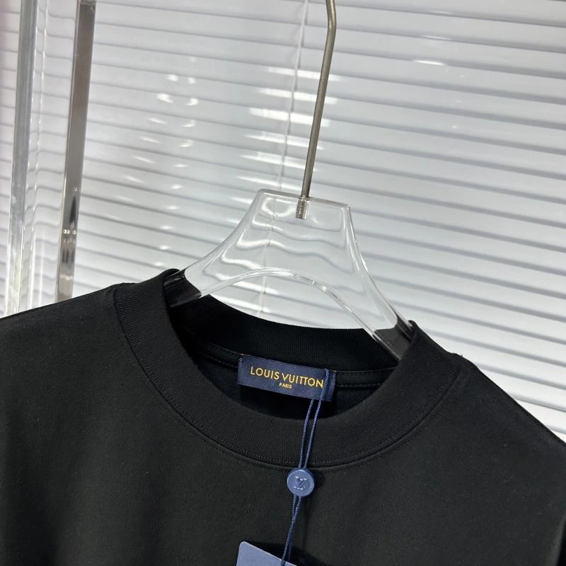 Louis Vuitton T-Shirts HighQuality 135418
