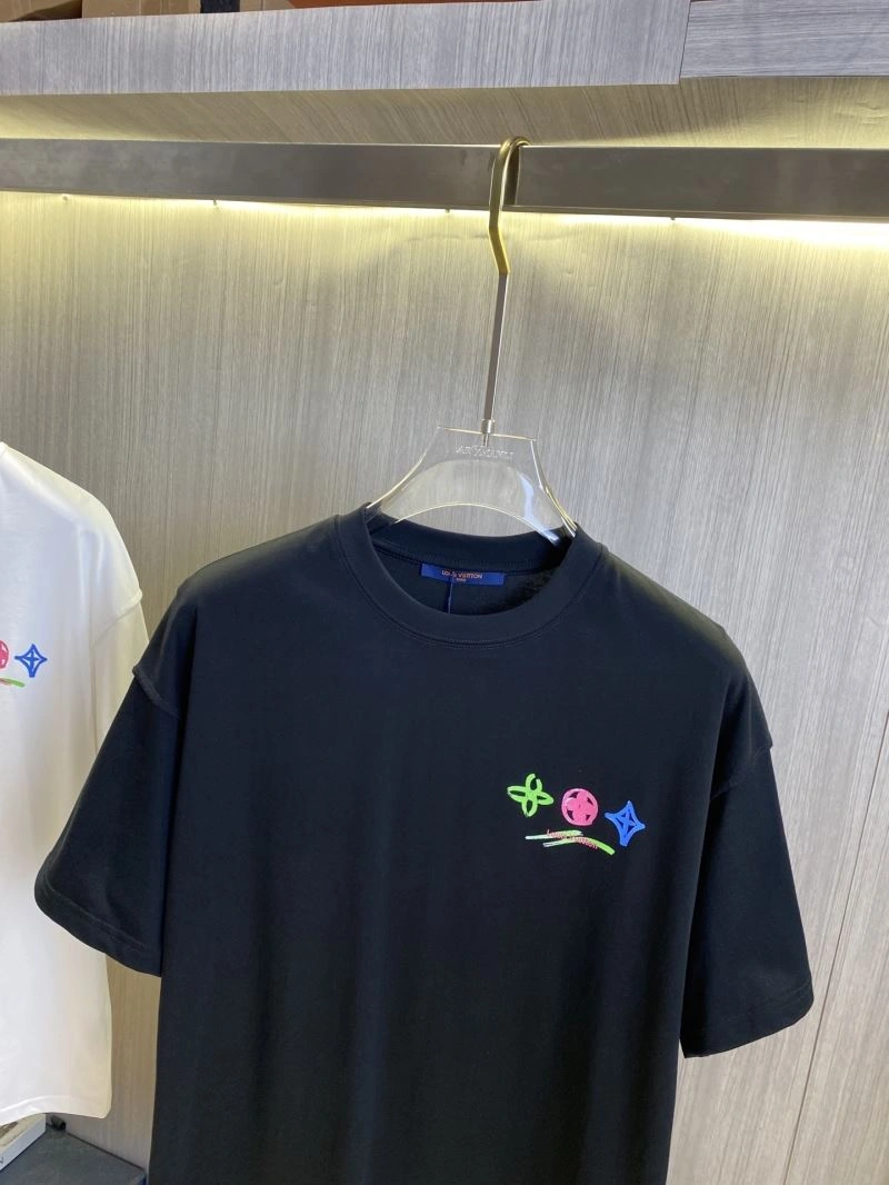 ComfortFit Louis Vuitton T-Shirts 135411