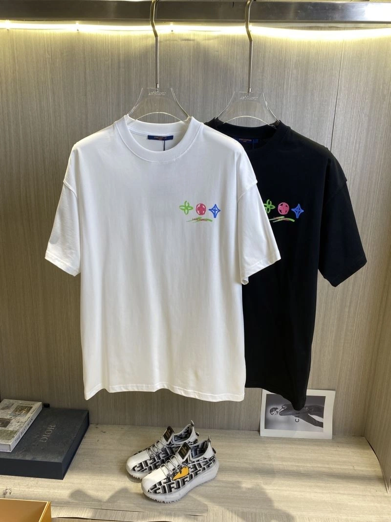 ComfortFit Louis Vuitton T-Shirts 135411