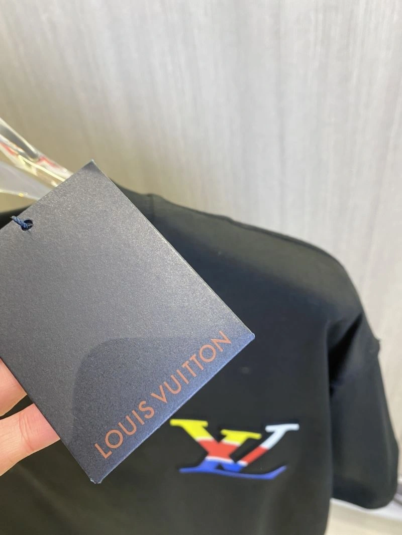 Louis Vuitton T-Shirts GoodFit 135414