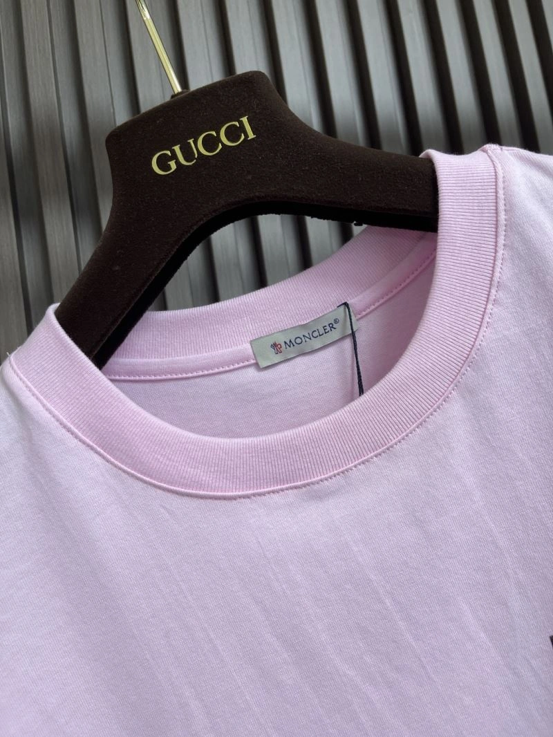 Supportive Louis Vuitton T-Shirts 135405