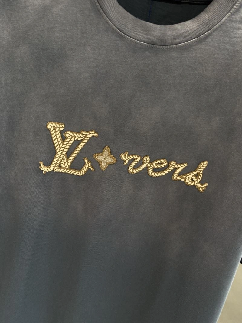 Neat Louis Vuitton T-Shirts 135413