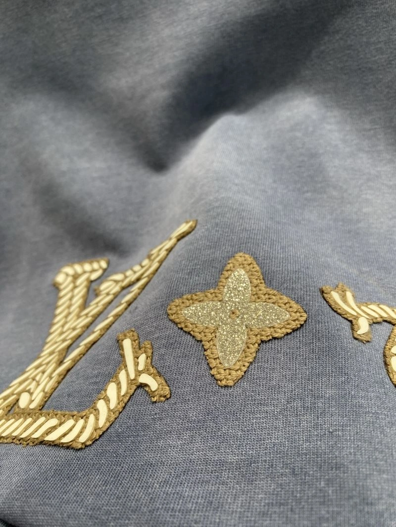 Neat Louis Vuitton T-Shirts 135413