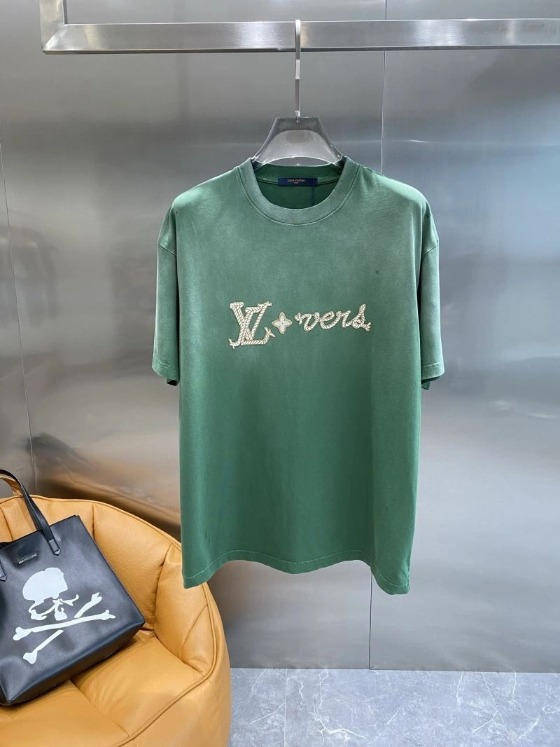 Premium Louis Vuitton T-Shirts 135410