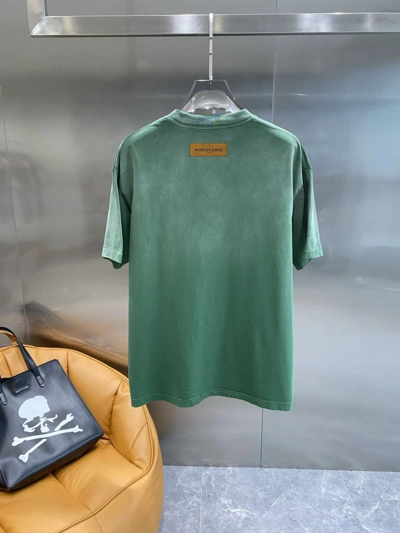Premium Louis Vuitton T-Shirts 135410