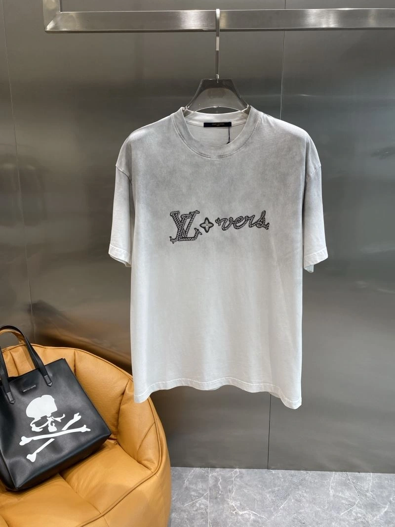 Chic Louis Vuitton T-Shirts 135463