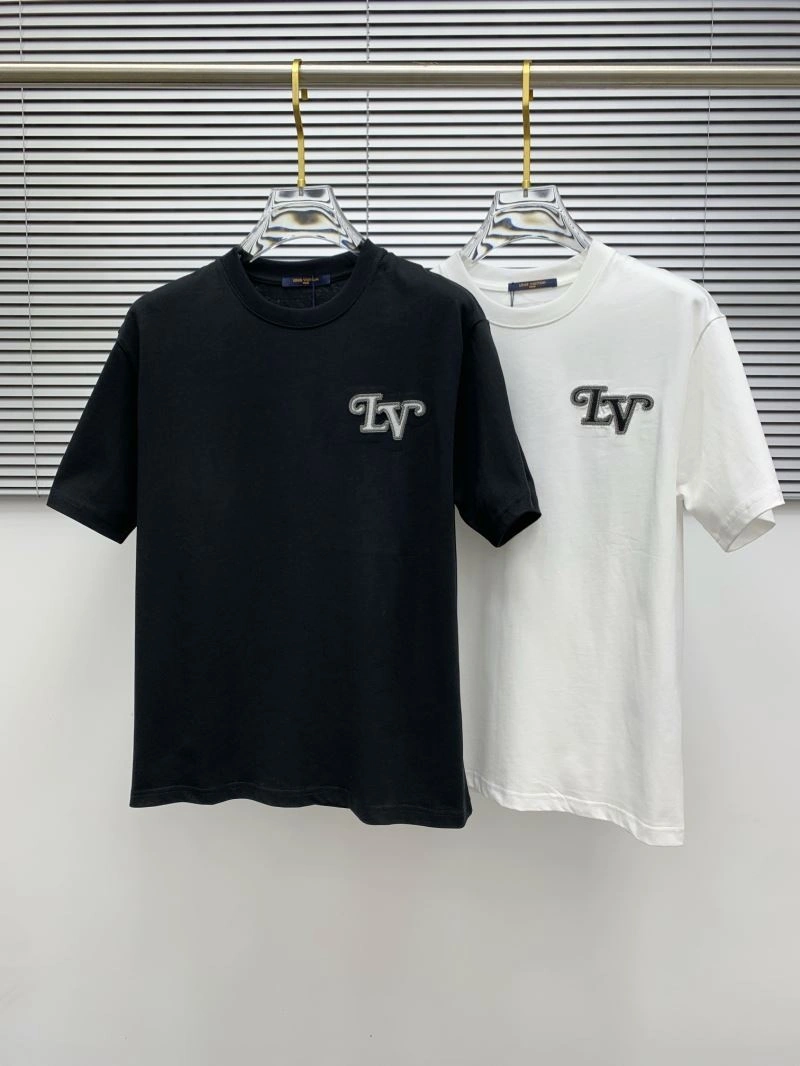 WellDesigned Louis Vuitton T-Shirts 135415
