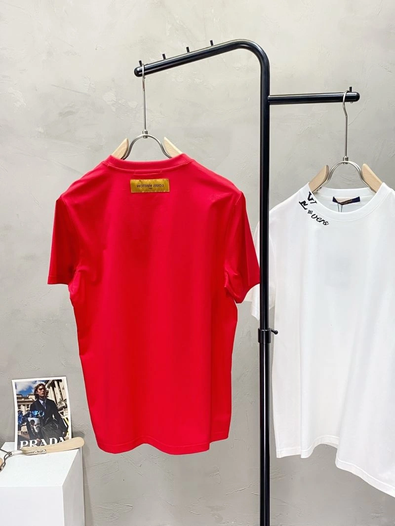 Louis Vuitton T-Shirts FashionForward 135423