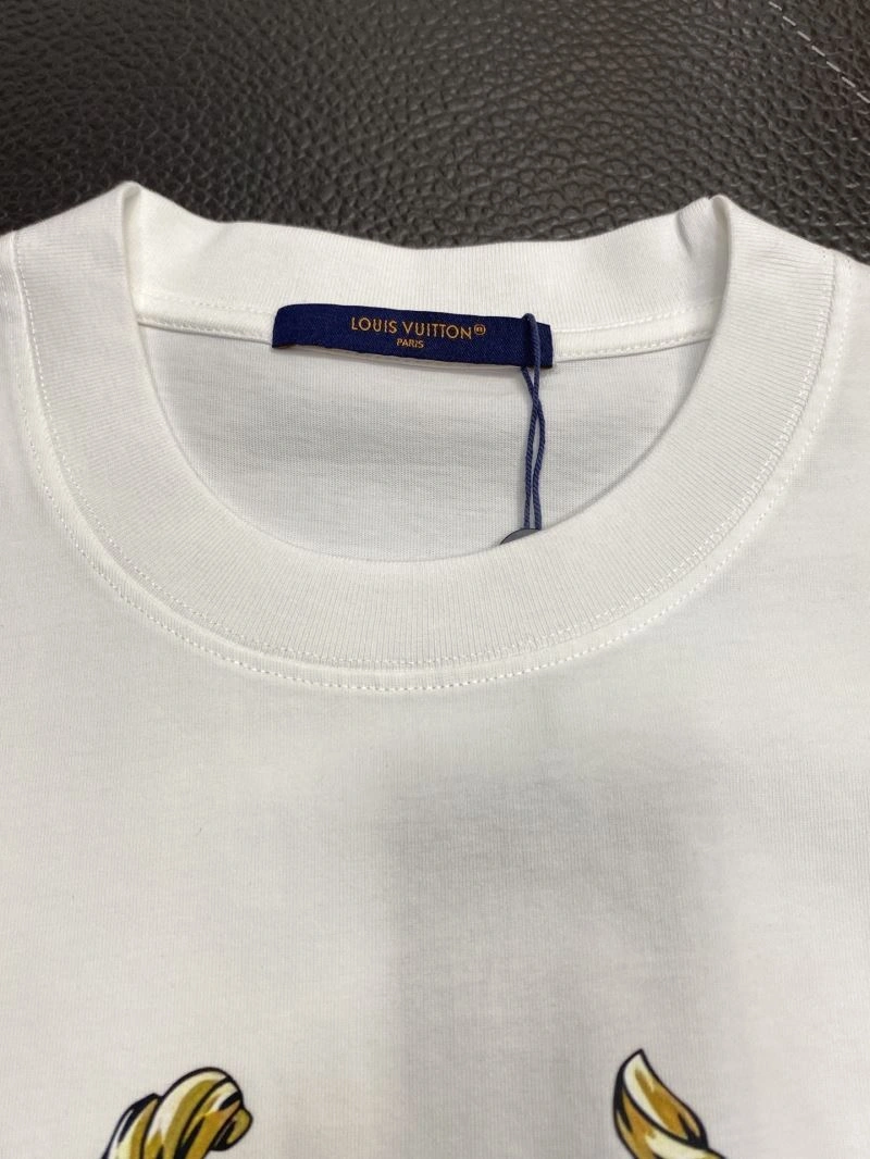 Sophisticated Louis Vuitton T-Shirts 135412