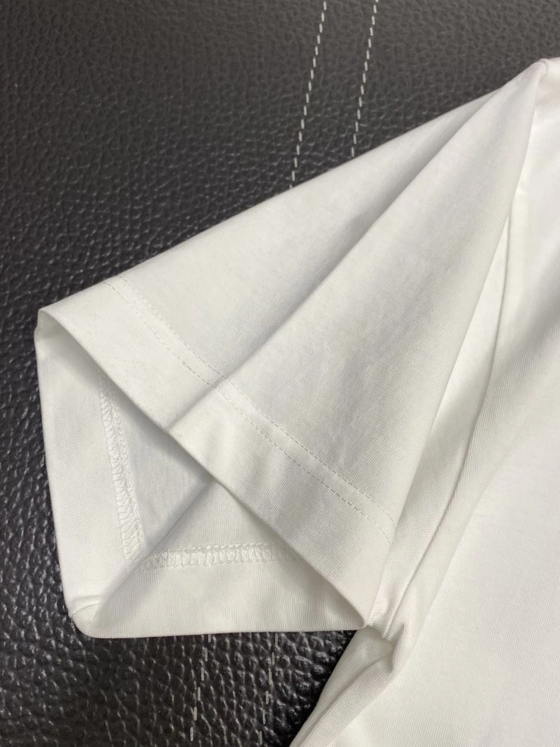 Sophisticated Louis Vuitton T-Shirts 135412