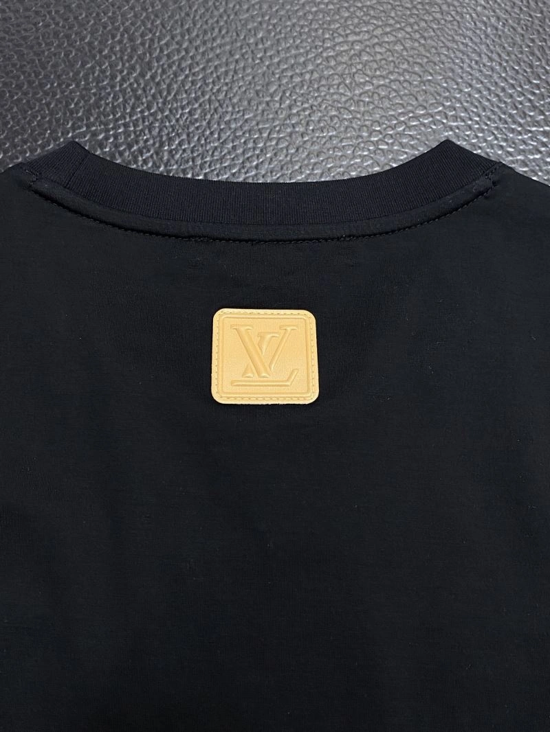 OnTrend Louis Vuitton T-Shirts 135427