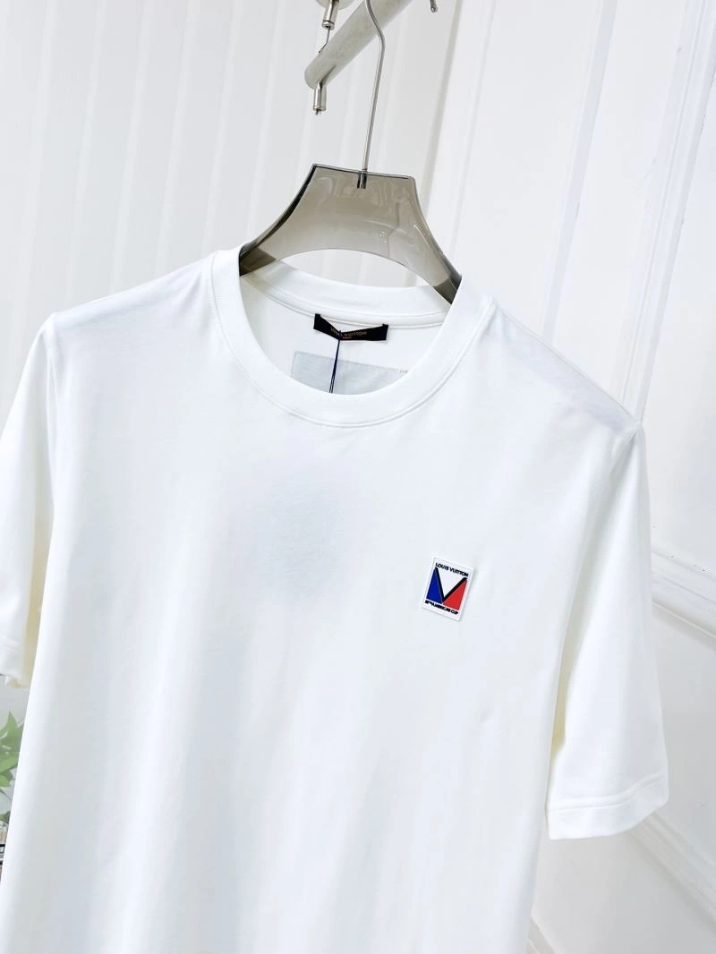 Louis Vuitton T-Shirts Trendsetting 135416
