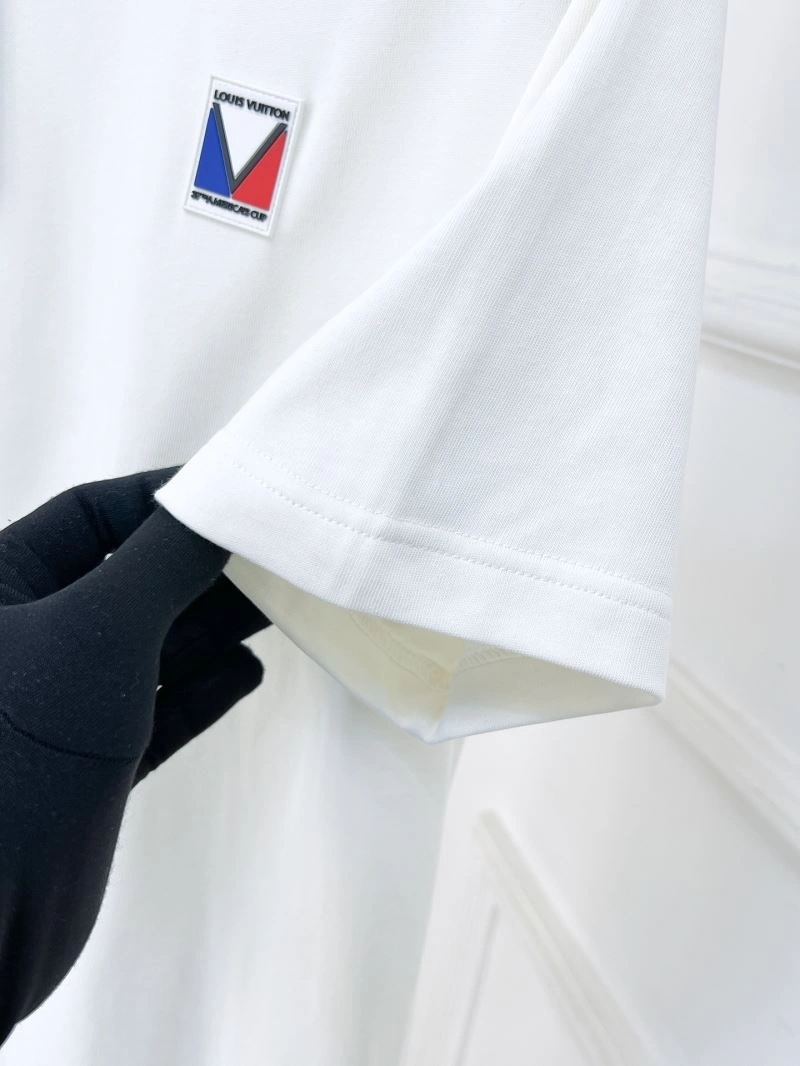 Louis Vuitton T-Shirts Trendsetting 135416