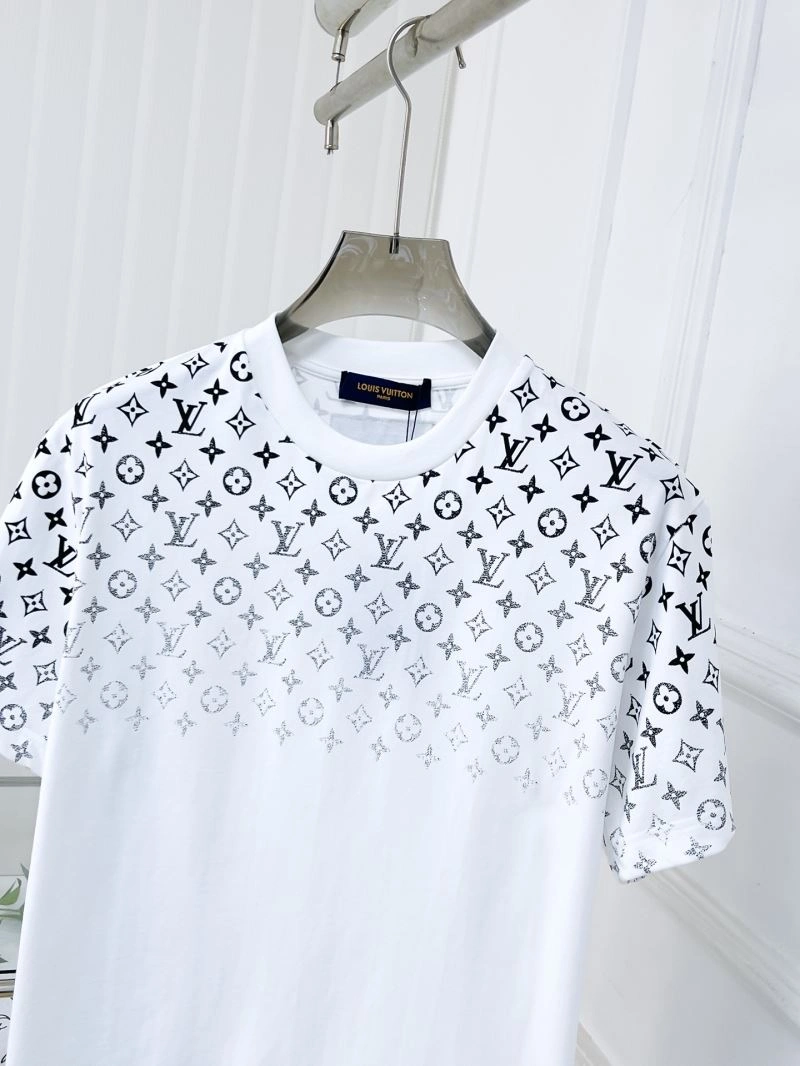 Louis Vuitton T-Shirts Seasonal 135396