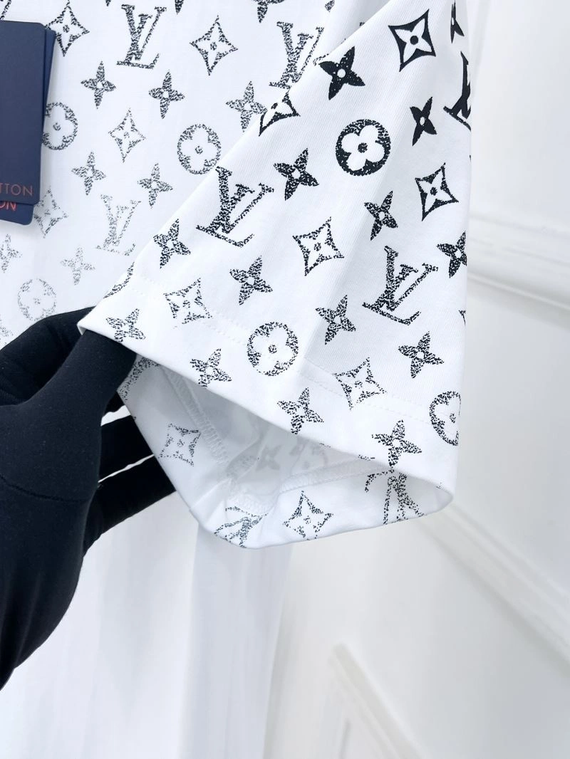 Louis Vuitton T-Shirts Seasonal 135396