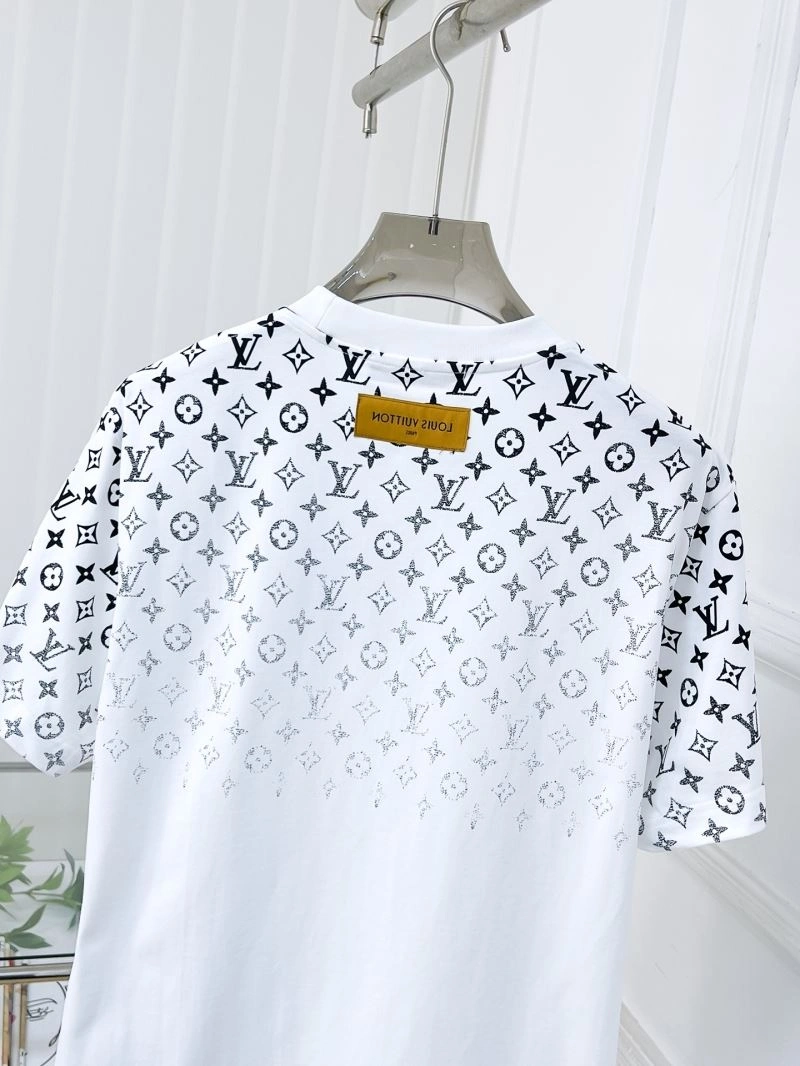 Louis Vuitton T-Shirts Seasonal 135396