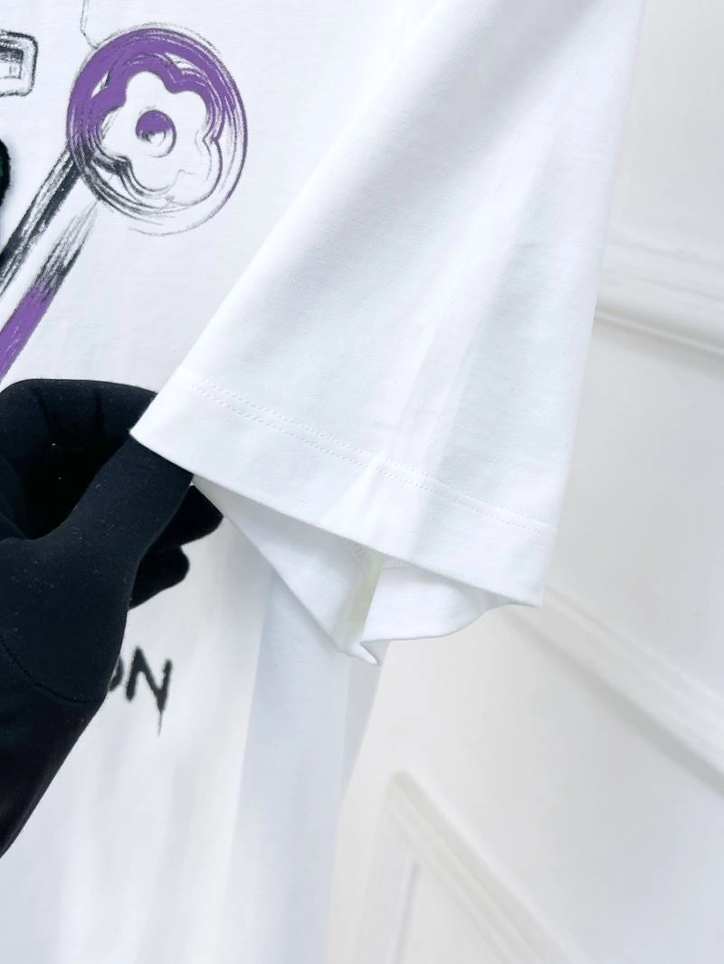 Louis Vuitton T-Shirts Unisex 135403