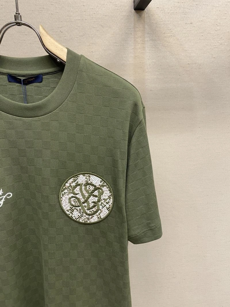 TravelReady Louis Vuitton T-Shirts 135393