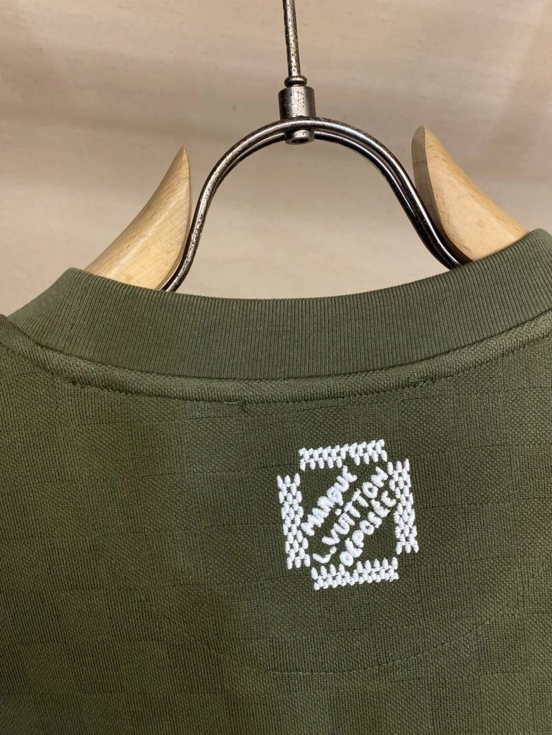 TravelReady Louis Vuitton T-Shirts 135393