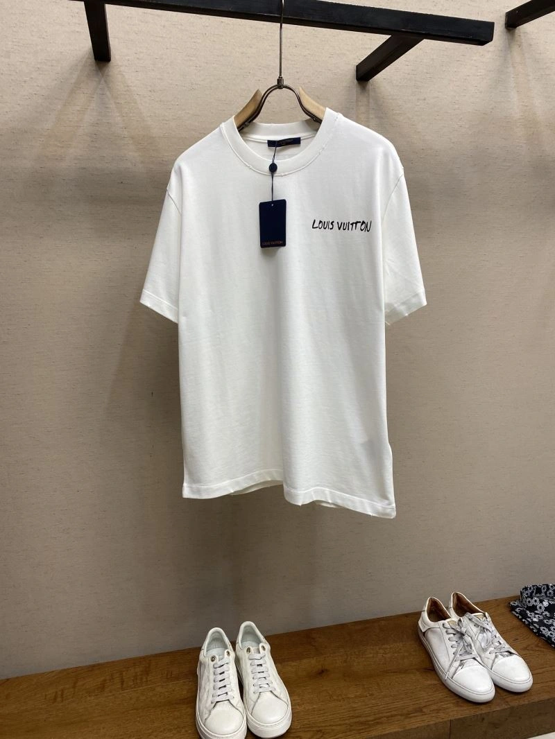 Efficient Louis Vuitton T-Shirts 135421