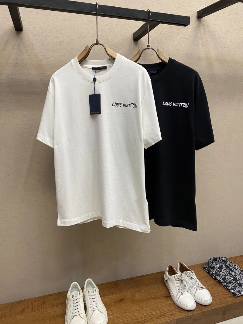 Efficient Louis Vuitton T-Shirts 135421