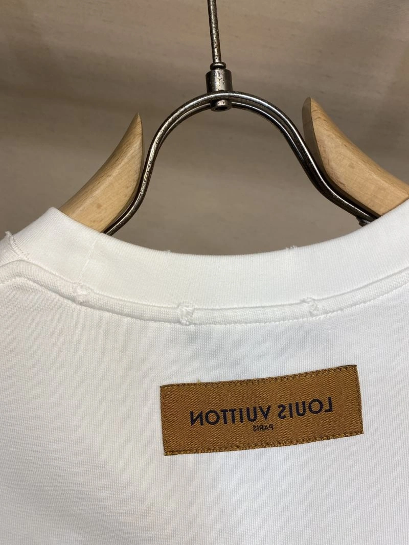 Efficient Louis Vuitton T-Shirts 135421