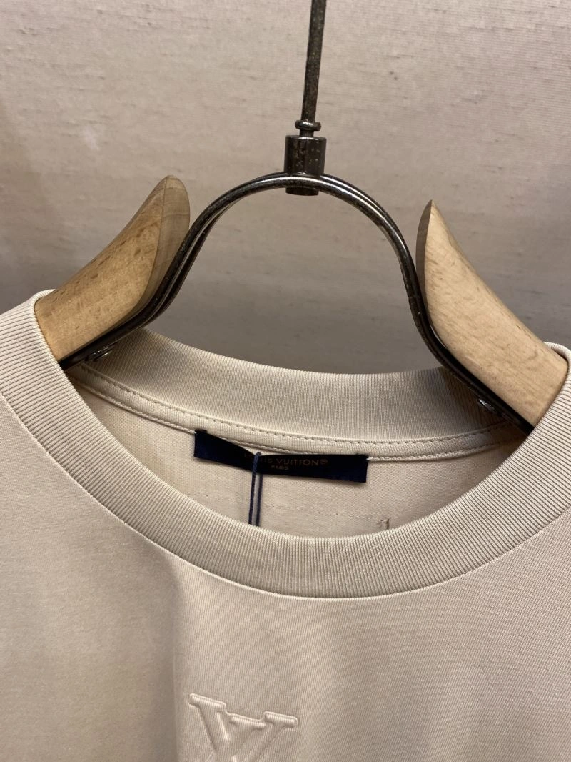 SmartChoice Louis Vuitton T-Shirts 135395
