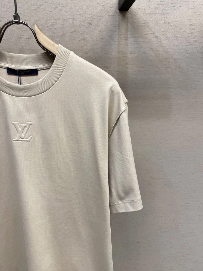 SmartChoice Louis Vuitton T-Shirts 135395