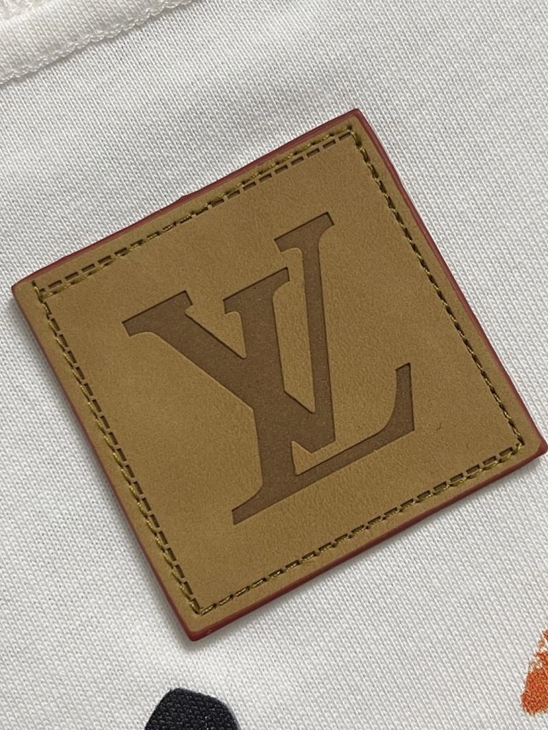Louis Vuitton T-Shirts Minimalist 135398