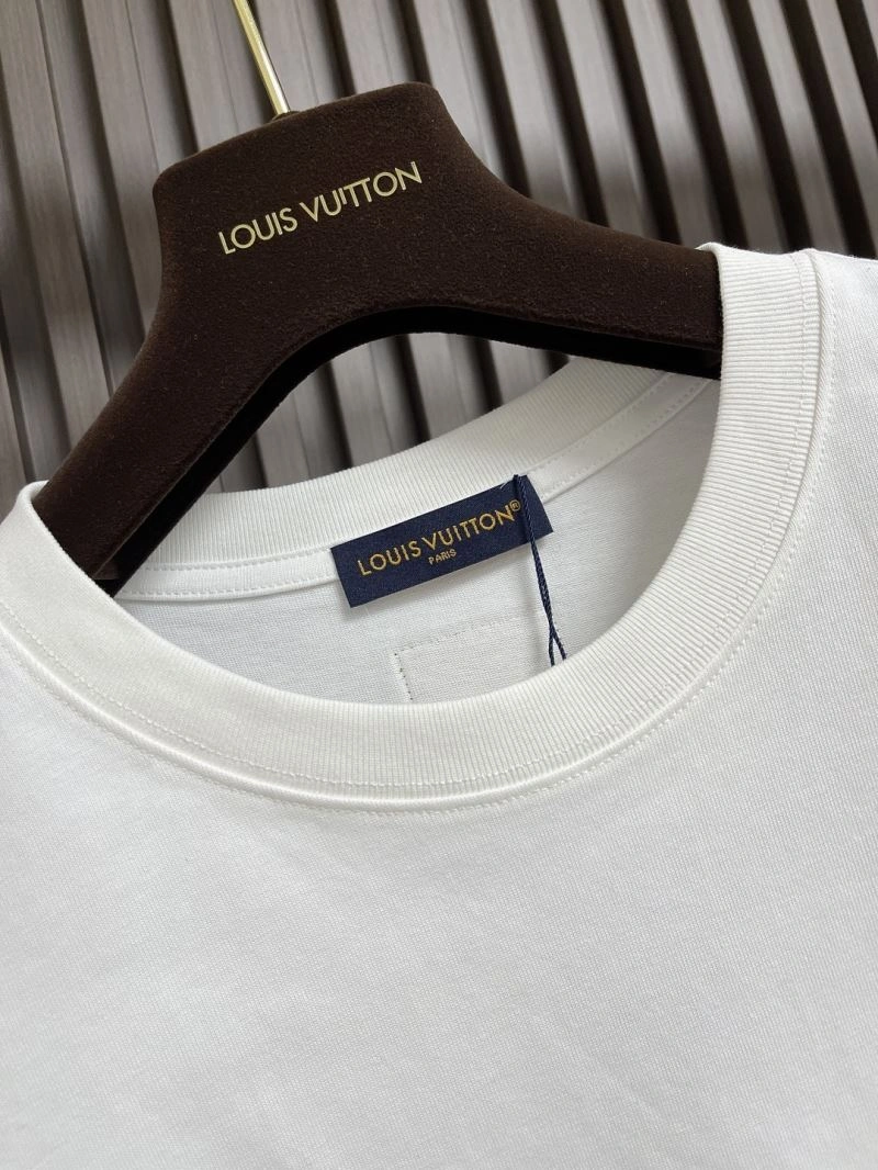 Louis Vuitton T-Shirts Minimalist 135398
