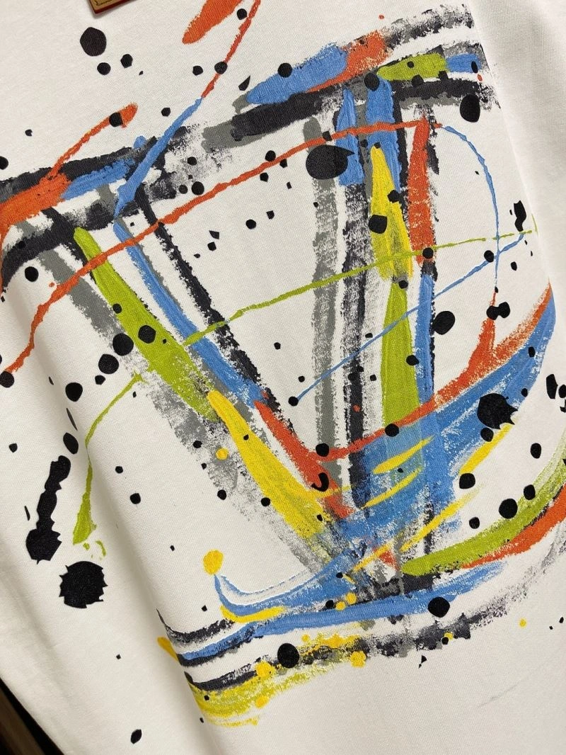 Louis Vuitton T-Shirts Minimalist 135398