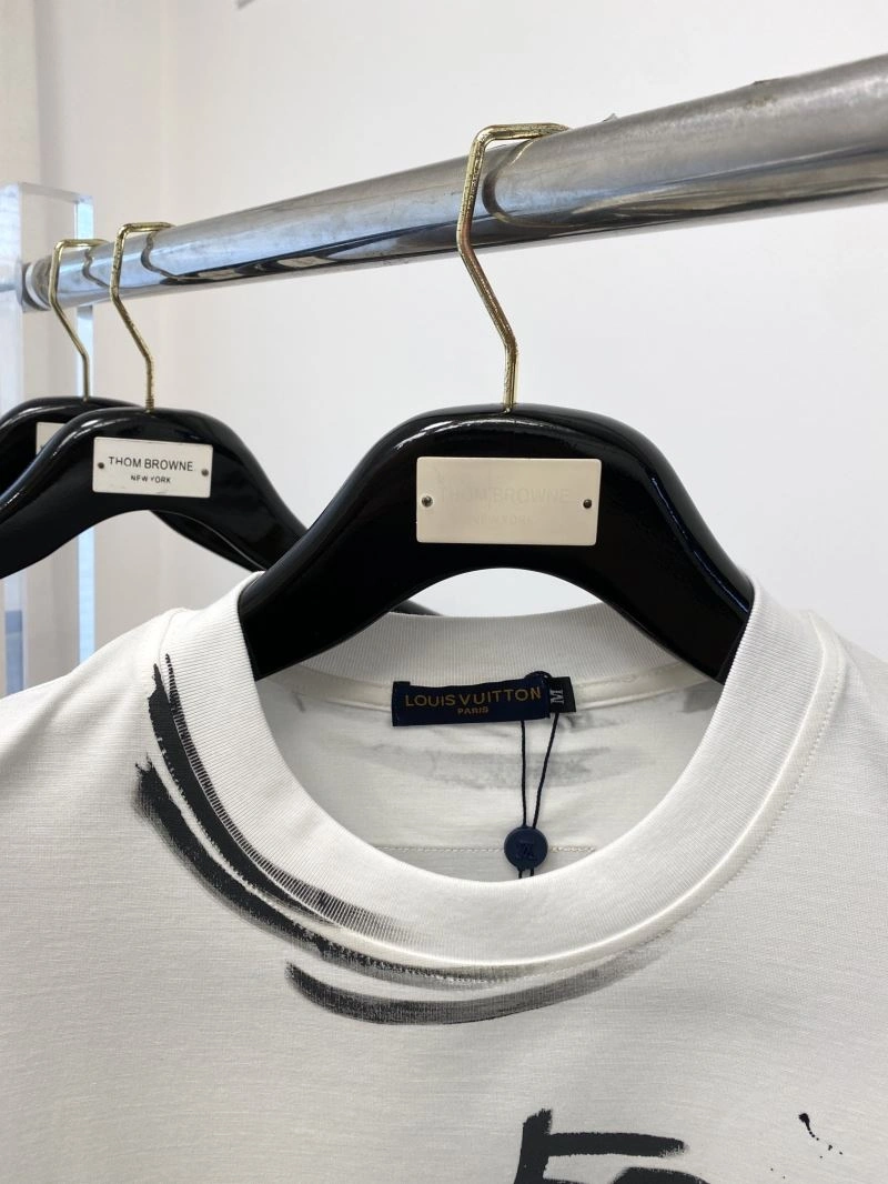 Louis Vuitton T-Shirts ZeroBulk 135389